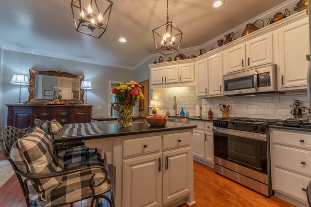 622 Tarheel West Drive, Murphy, NC 28906