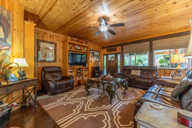 622 Tarheel West Drive, Murphy, NC 28906