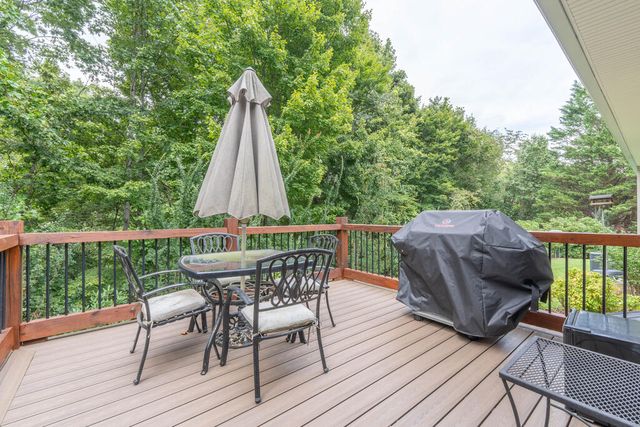 622 Tarheel West Drive, Murphy, NC 28906