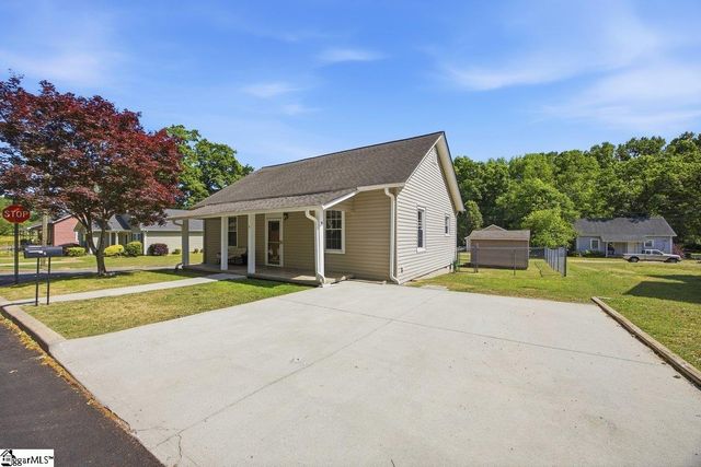 5 Geer Street, Greer, SC 29650