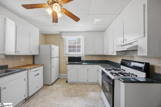 5 Geer Street, Greer, SC 29650