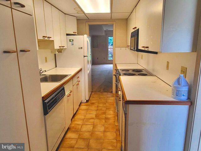 6209 STANFORD CT, Mechanicsburg, PA 17050