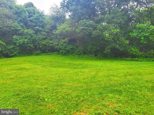 6209 STANFORD CT, Mechanicsburg, PA 17050