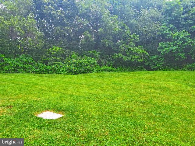 6209 STANFORD CT, Mechanicsburg, PA 17050