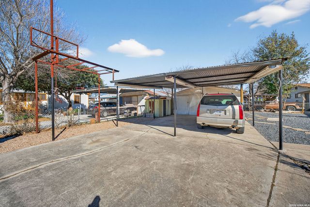 843 Hoover Ave, San Antonio, TX 78225