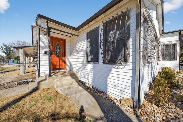 843 Hoover Ave, San Antonio, TX 78225