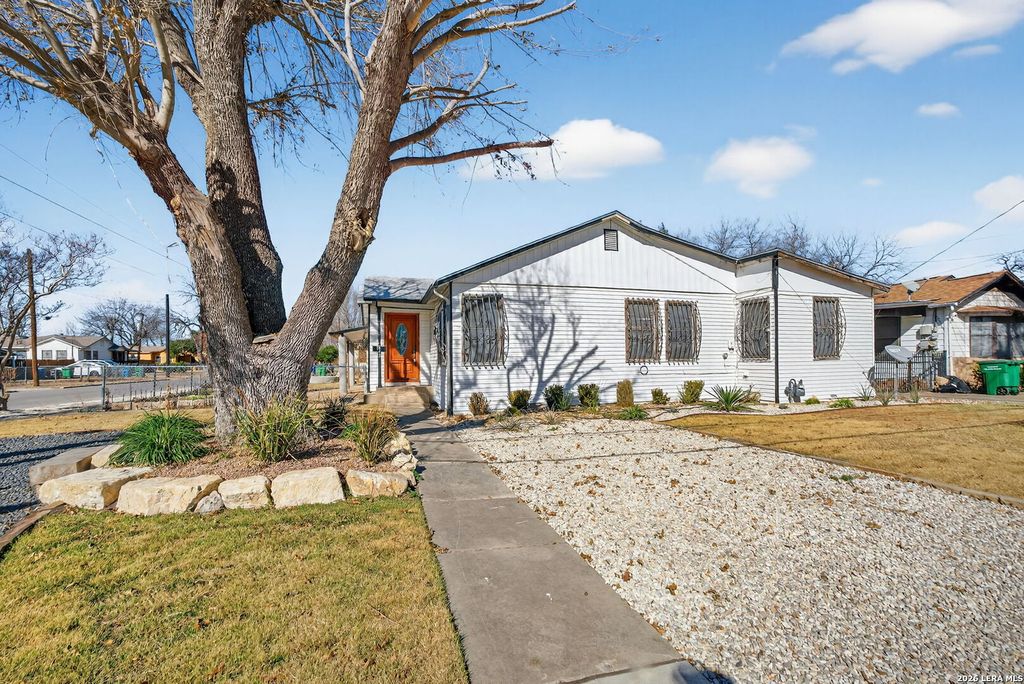 843 Hoover Ave, San Antonio, TX 78225
