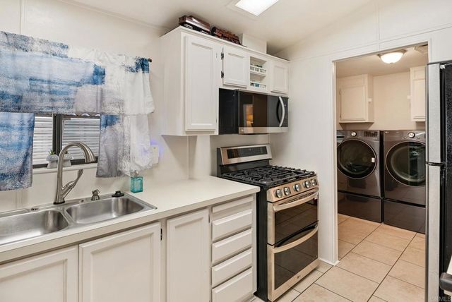 4616 N River Road 27, Oceanside, CA 92057