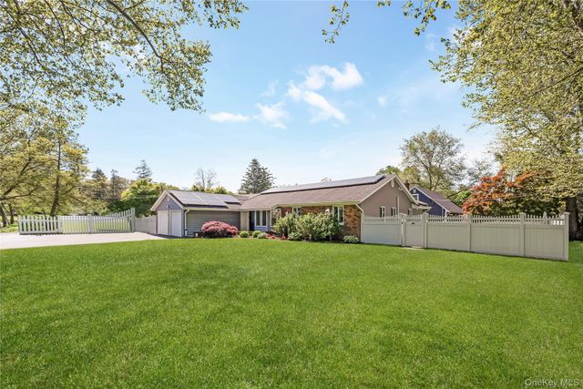 73 Ciro Street, Huntington, NY 11743