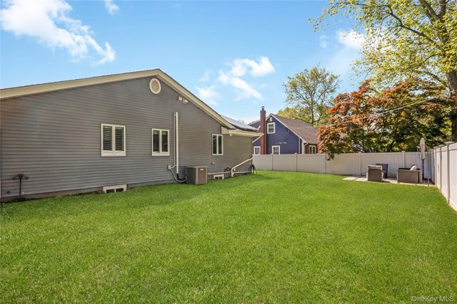 73 Ciro Street, Huntington, NY 11743