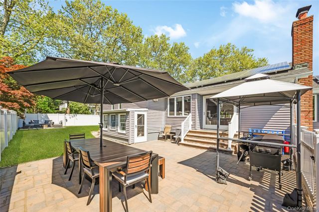 73 Ciro Street, Huntington, NY 11743