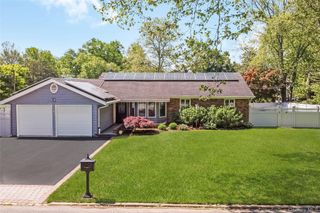 73 Ciro Street, Huntington, NY 11743