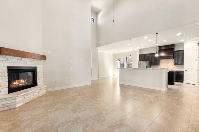 32 Evangeline Boulevard, Conroe, TX 77304