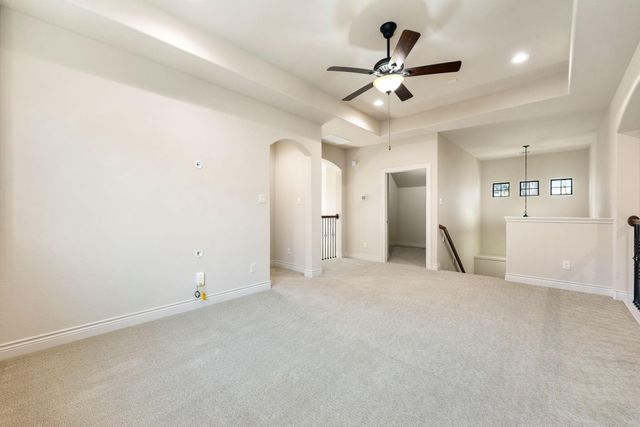 32 Evangeline Boulevard, Conroe, TX 77304