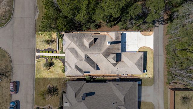 32 Evangeline Boulevard, Conroe, TX 77304