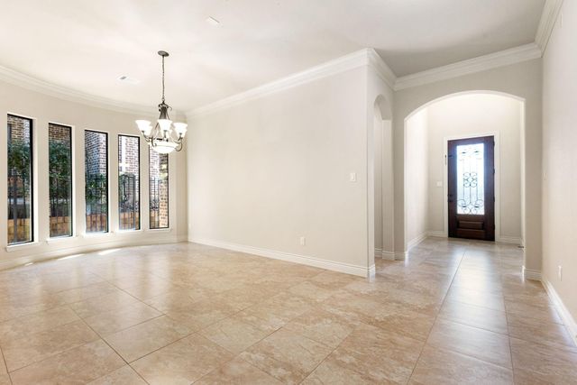 32 Evangeline Boulevard, Conroe, TX 77304