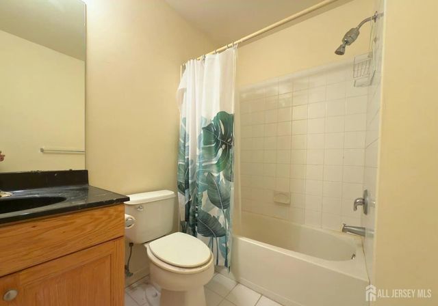 315 Birch Court, New Brunswick, NJ 08901
