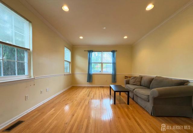 315 Birch Court, New Brunswick, NJ 08901