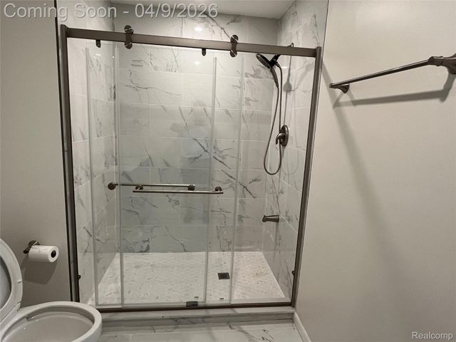 3930 Harris Lane, West Bloomfield Charter Township, MI 48323