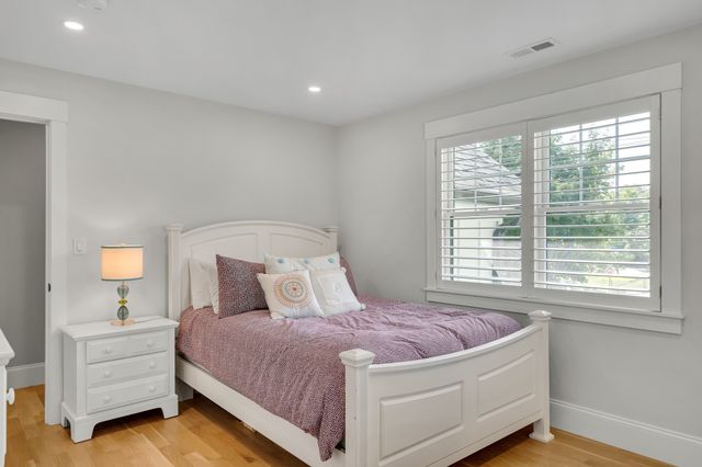 409 Crafts Street, Newton, MA 02460