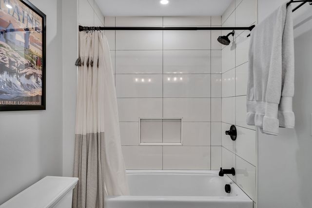409 Crafts Street, Newton, MA 02460