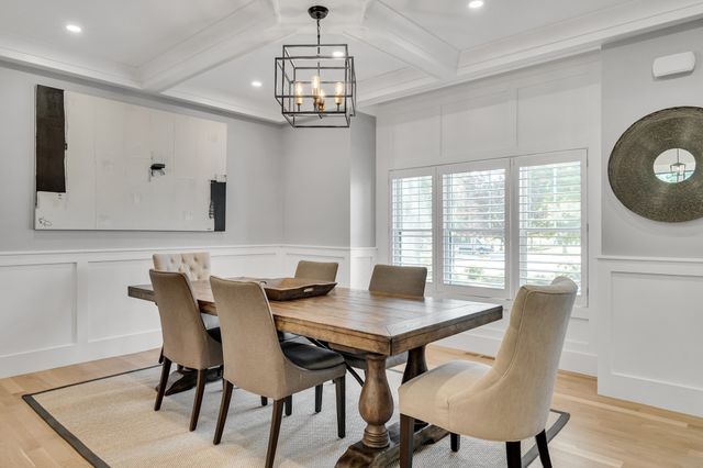 409 Crafts Street, Newton, MA 02460