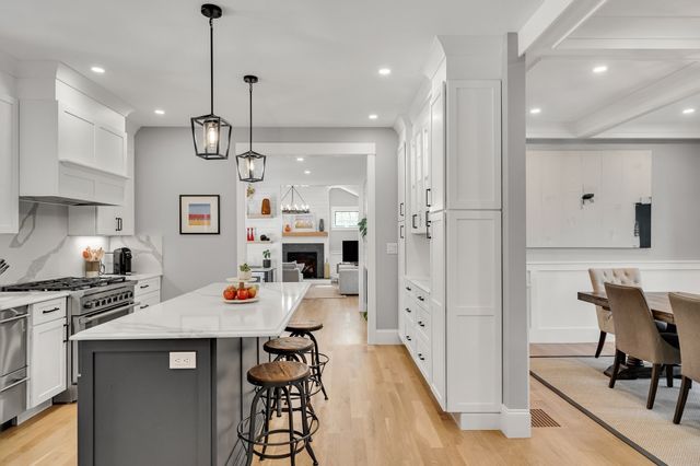 409 Crafts Street, Newton, MA 02460