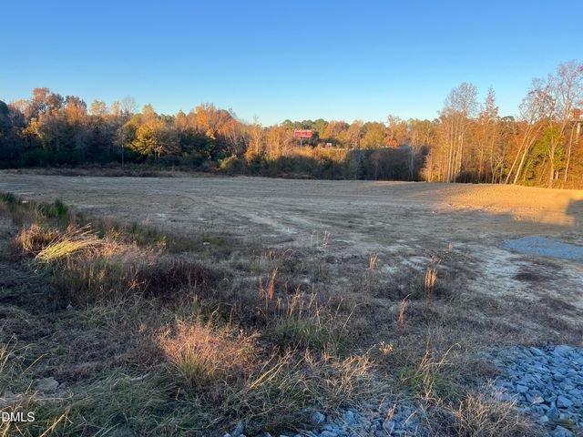 866 Tarheel Road, Benson, NC 27504