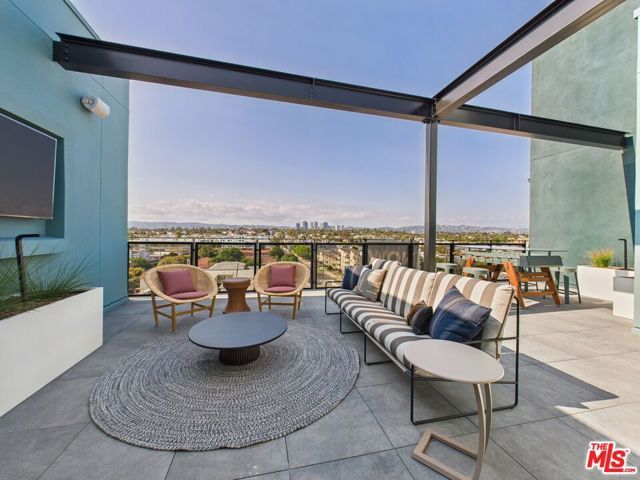 9900 Venice 610, Culver City, CA 90232