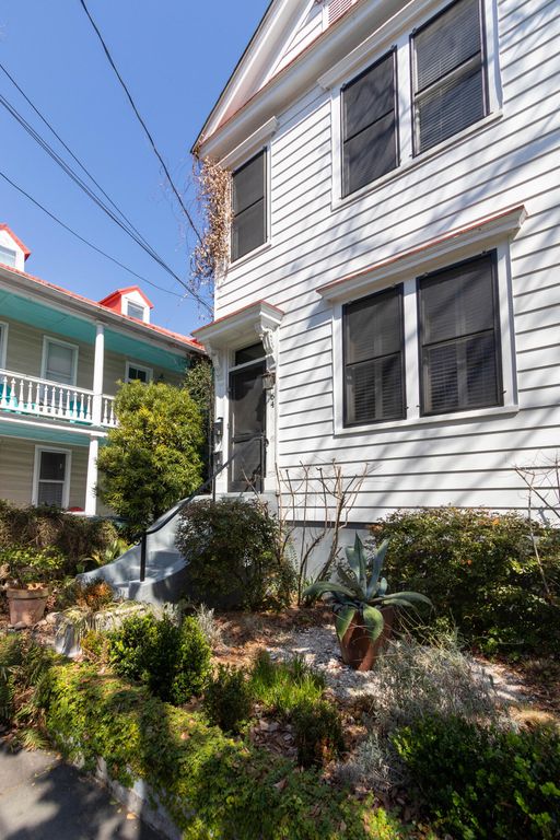64 Smith Street A, Charleston, SC 29401