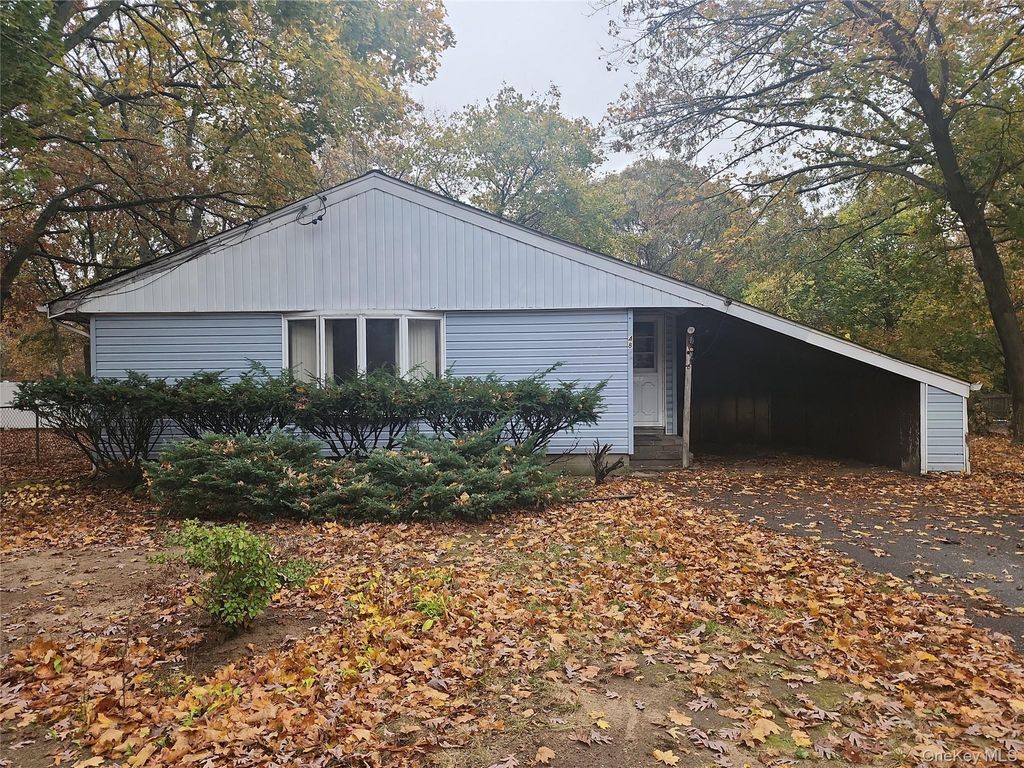 48 Hawkins Road, Centereach, NY 11720