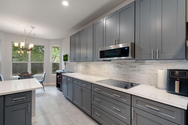2812 Cascade Falls DR, Austin, TX 78738