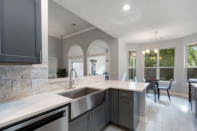 2812 Cascade Falls DR, Austin, TX 78738