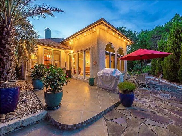 2812 Cascade Falls DR, Austin, TX 78738