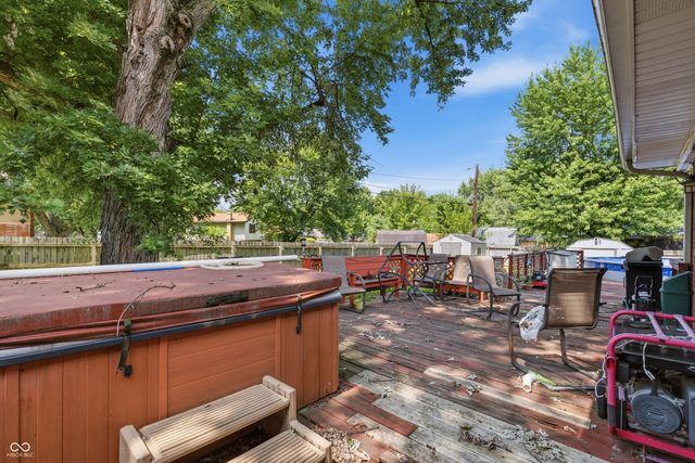 621 Fabyan Road, Indianapolis, IN 46217