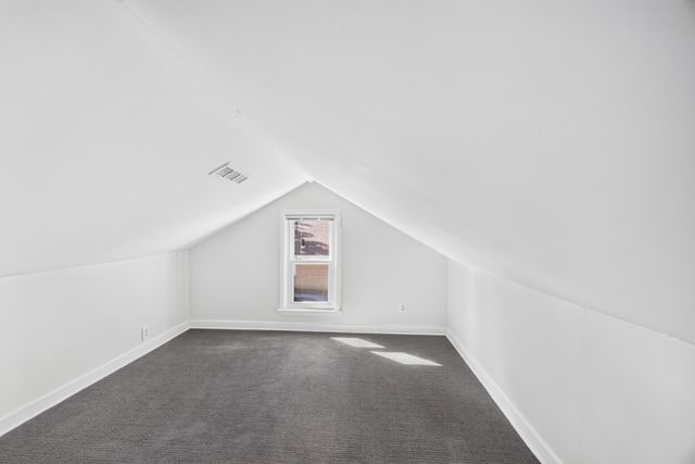 8426 Gordon Drive, Highland, IN 46322