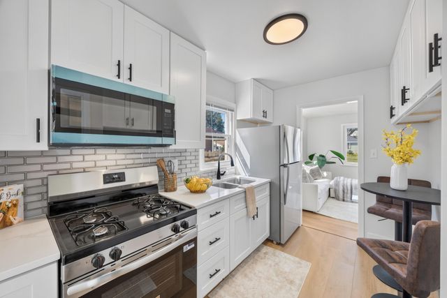 8426 Gordon Drive, Highland, IN 46322