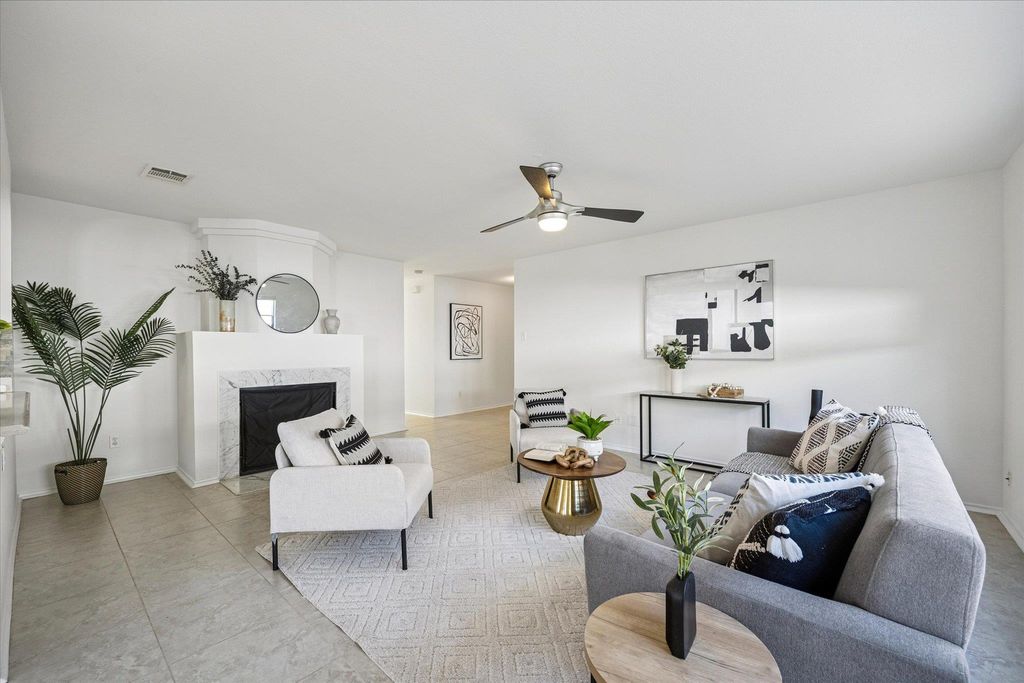 2213 Bluebonnet DR, Round Rock, TX 78664