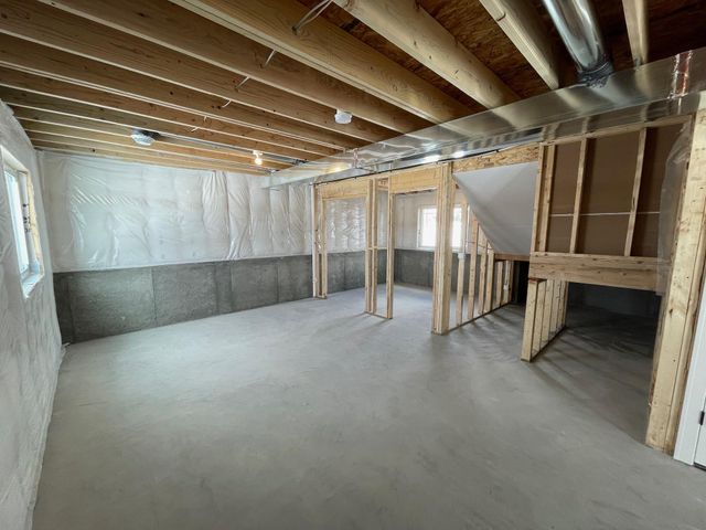 1411 34th Avenue SW, Cambridge, MN 55008