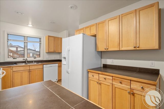 3385 Granger Avenue S 24, Billings, MT 59102