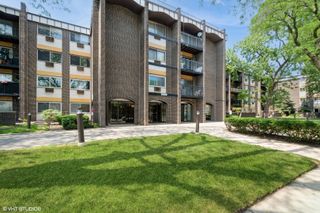 6800 N California Avenue 2I, Chicago, IL 60645