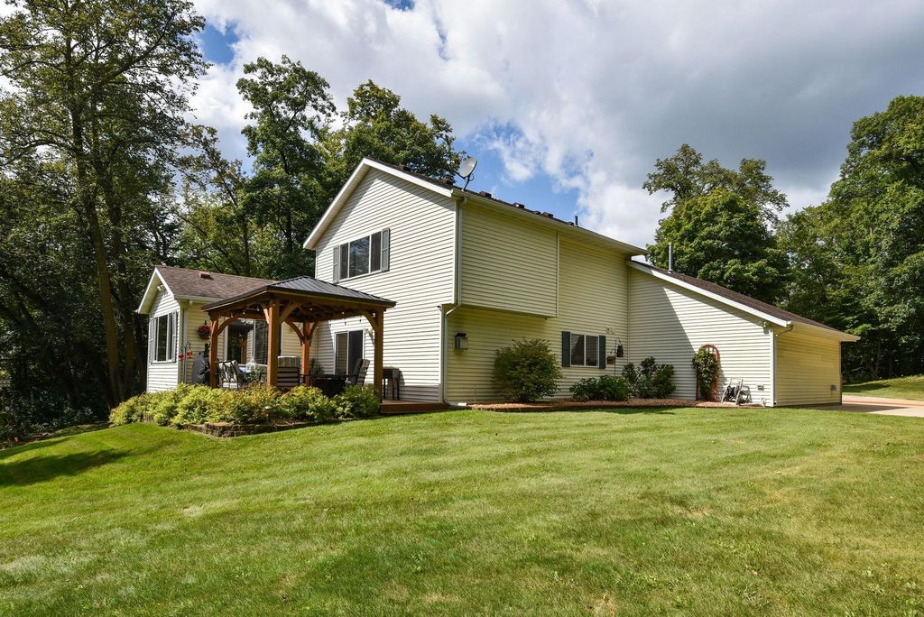 14068 Franklin Avenue NW, Clearwater, MN 55320