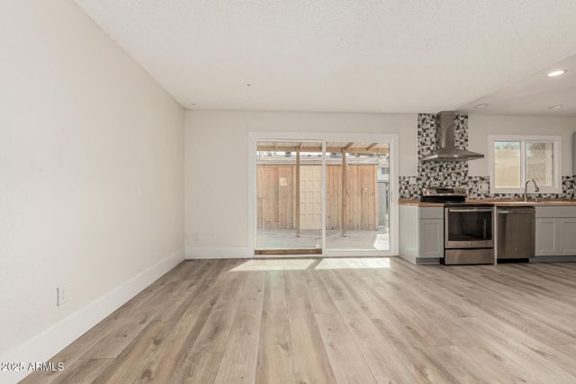 1535 W HAZELWOOD Street, Phoenix, AZ 85015