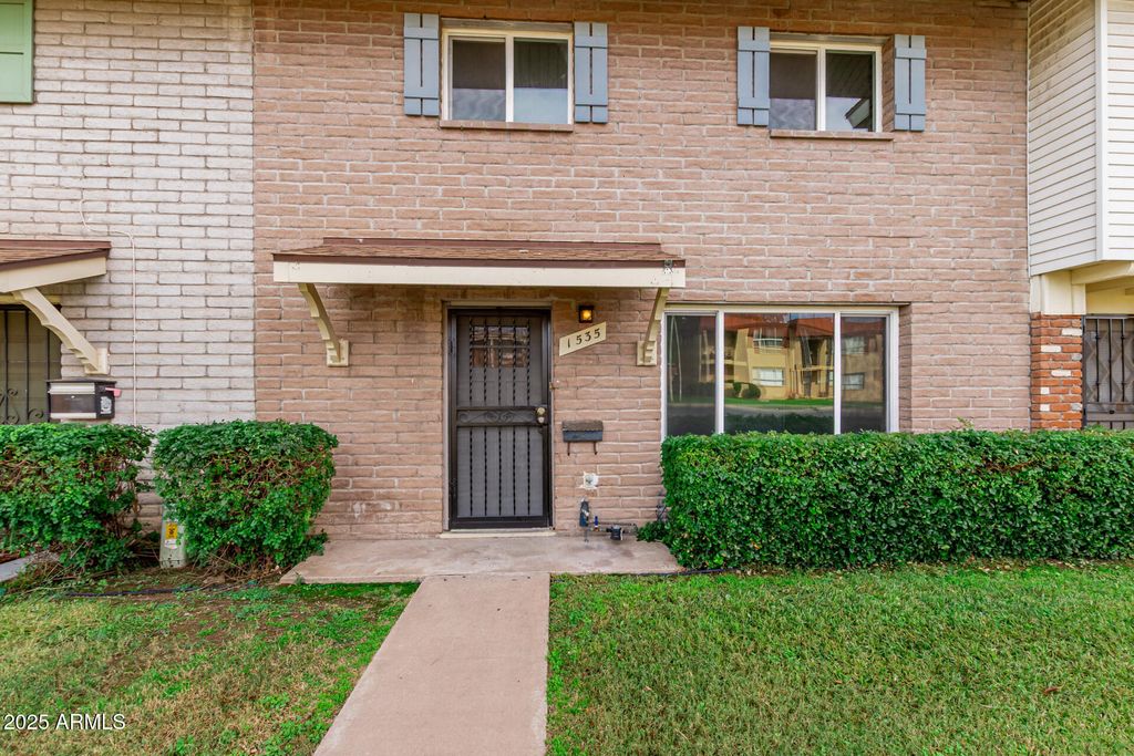 1535 W HAZELWOOD Street, Phoenix, AZ 85015