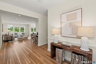 4 Putnam Hill 4H, Greenwich, CT 06830