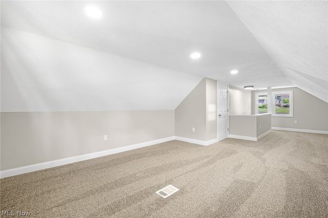 1371 Krumroy Road, Akron, OH 44306