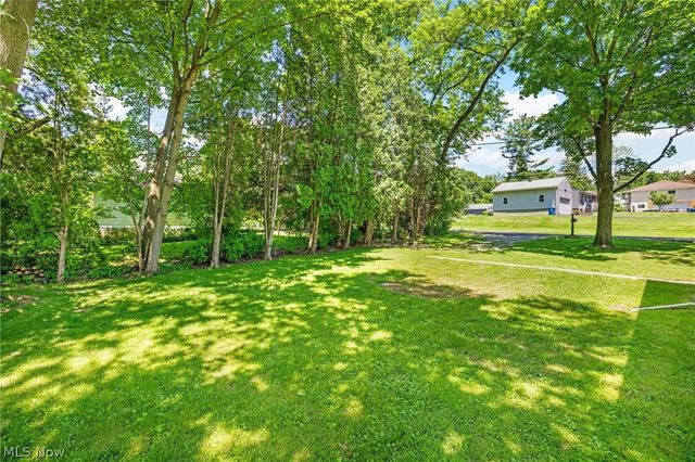 1371 Krumroy Road, Akron, OH 44306