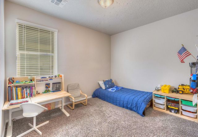 6460 Gannett Drive NE, Rio Rancho, NM 87144