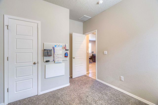 6460 Gannett Drive NE, Rio Rancho, NM 87144