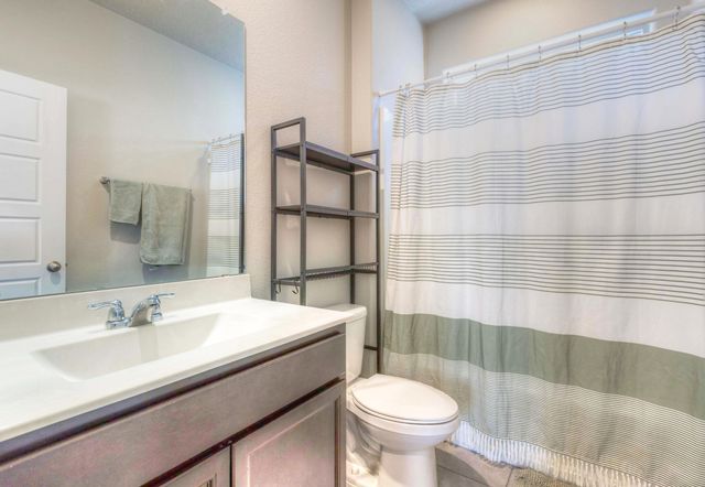 6460 Gannett Drive NE, Rio Rancho, NM 87144